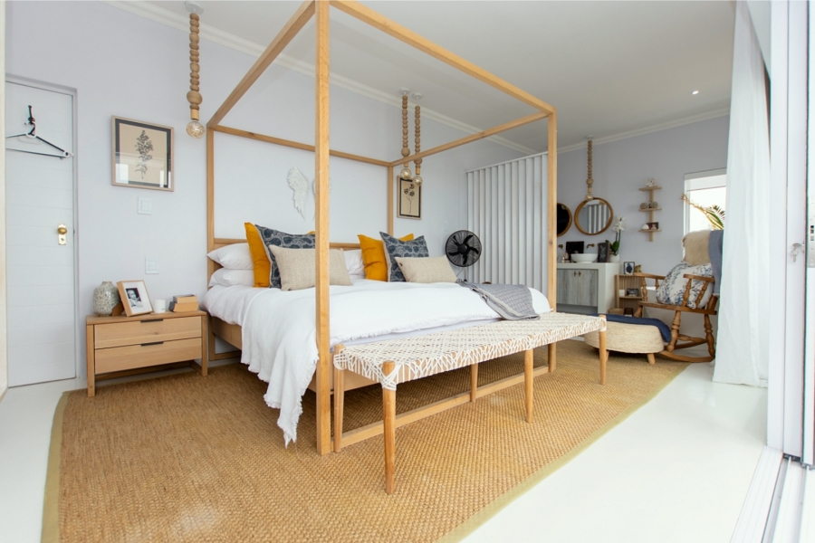 4 Bedroom Property for Sale in Sandy Point Western Cape